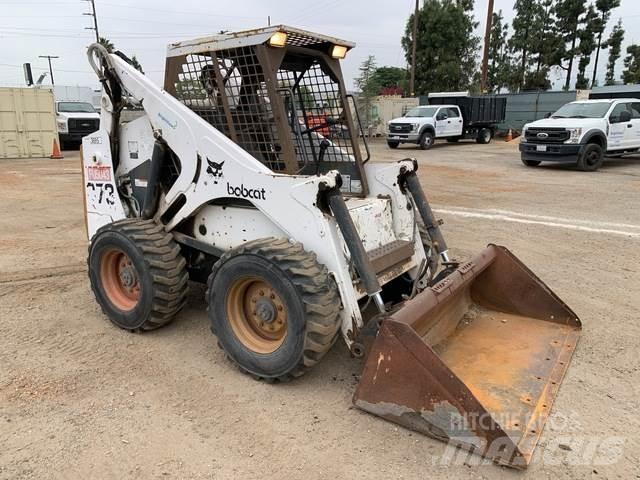 Bobcat 873 スキッドステアローダー
