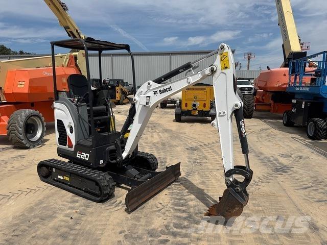 Bobcat E20 大型油圧ショベル12t以上（パワーショベル・ユンボ）