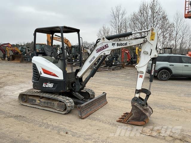 Bobcat E26 大型油圧ショベル12t以上（パワーショベル・ユンボ）