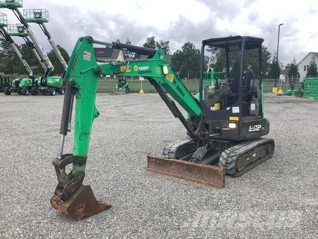Bobcat E32i 大型油圧ショベル12t以上（パワーショベル・ユンボ）