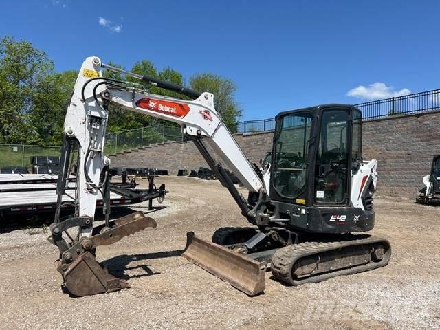 Bobcat E42 大型油圧ショベル12t以上（パワーショベル・ユンボ）