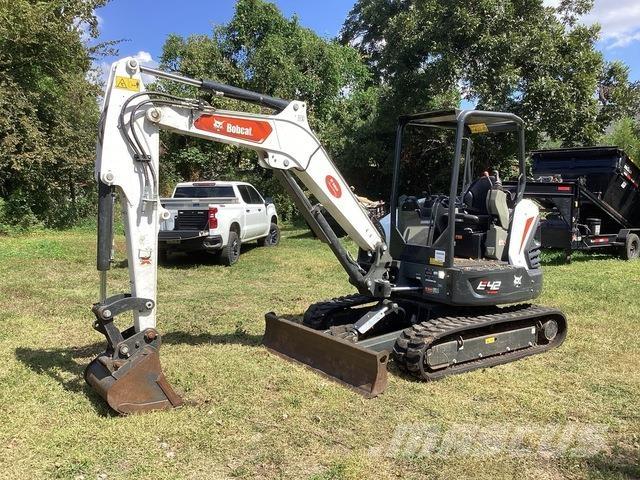 Bobcat E42 大型油圧ショベル12t以上（パワーショベル・ユンボ）