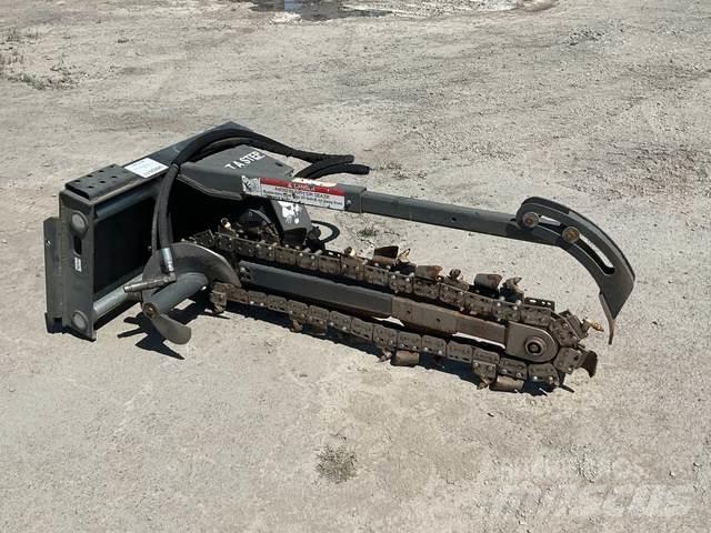 Bobcat LT113 トレンチャー