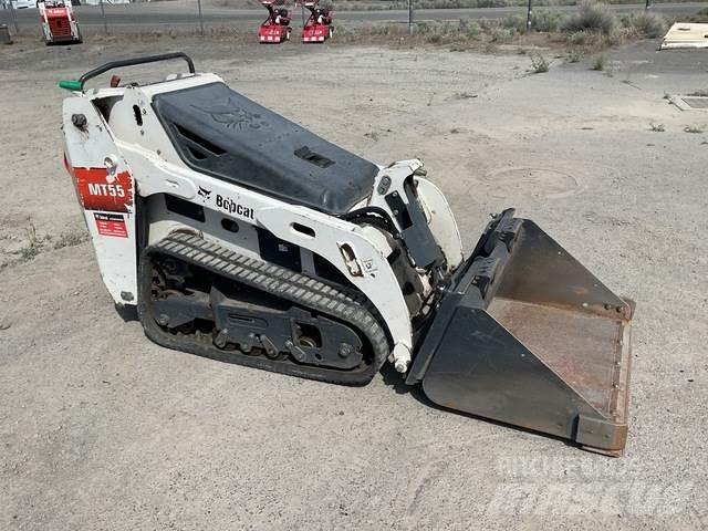 Bobcat MT55 スキッドステアローダー