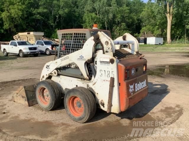 Bobcat S185 スキッドステアローダー