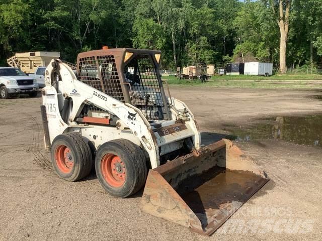 Bobcat S185 スキッドステアローダー