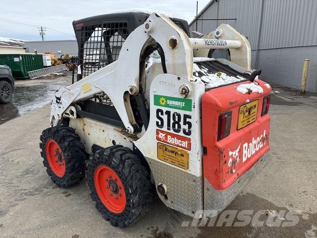 Bobcat S185 スキッドステアローダー