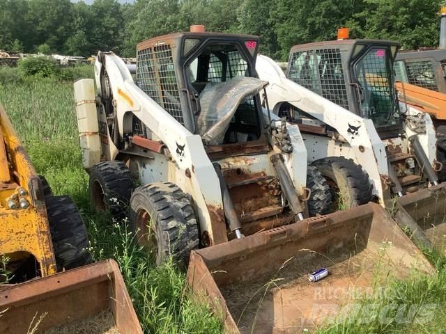 Bobcat S250 スキッドステアローダー