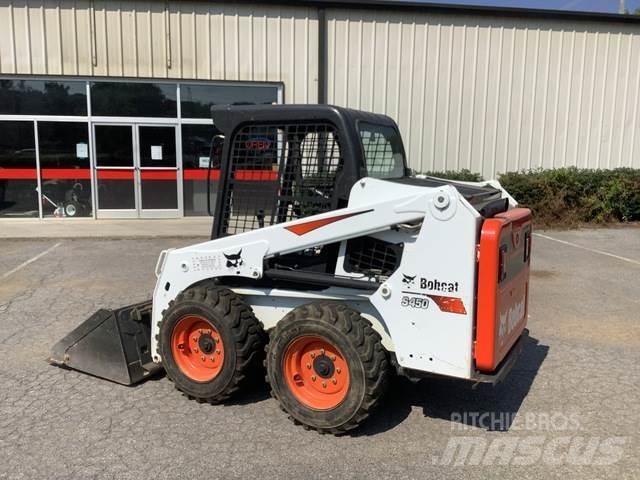 Bobcat S450 スキッドステアローダー