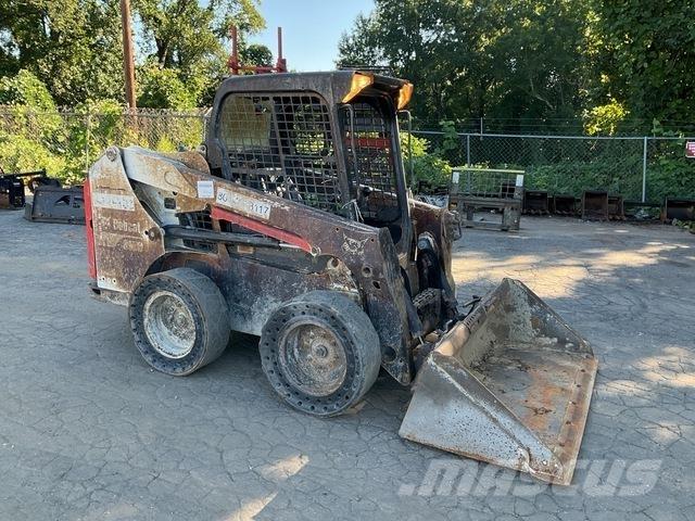 Bobcat S550 スキッドステアローダー