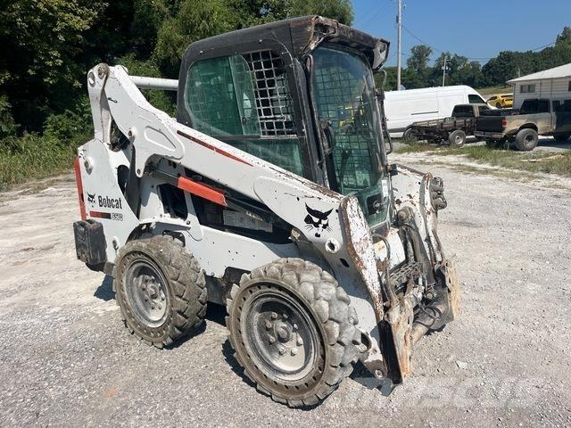 Bobcat S570 スキッドステアローダー