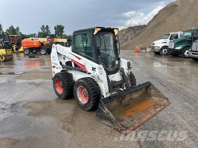 Bobcat S630 スキッドステアローダー