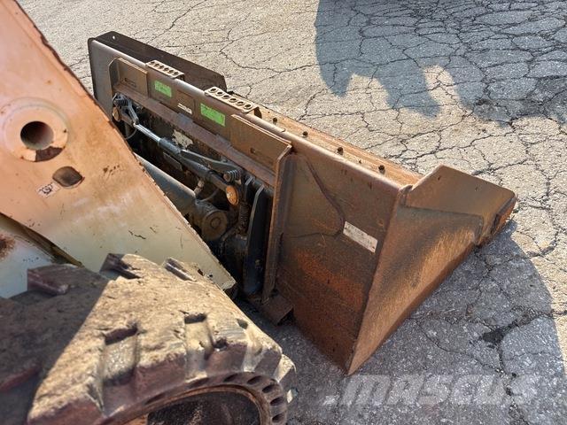 Bobcat S630 スキッドステアローダー