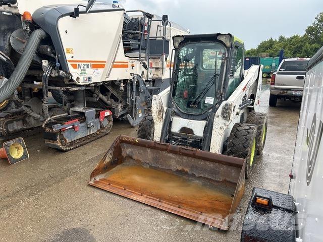 Bobcat S630 スキッドステアローダー