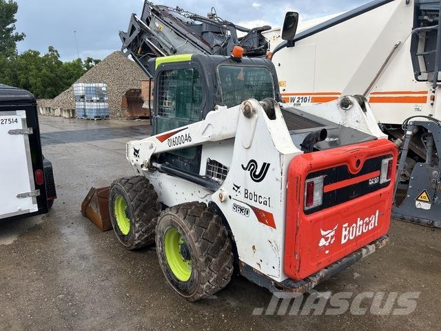 Bobcat S630 スキッドステアローダー
