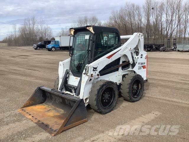 Bobcat S650 スキッドステアローダー