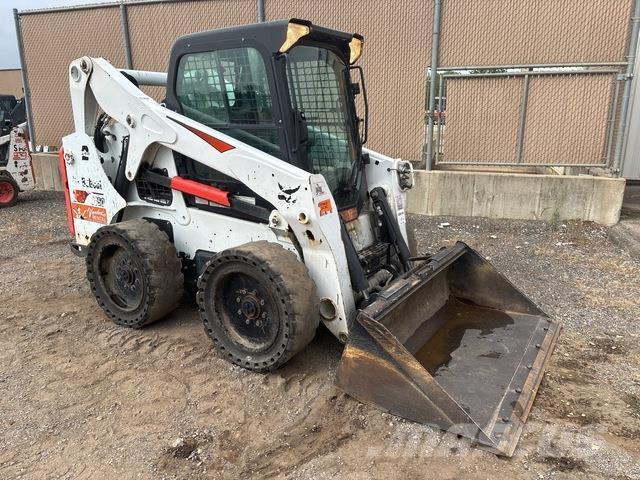 Bobcat S650 スキッドステアローダー