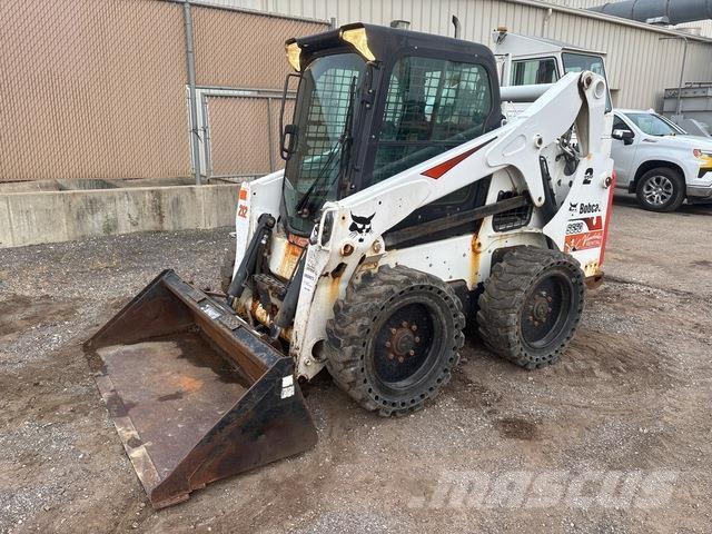 Bobcat S650 スキッドステアローダー
