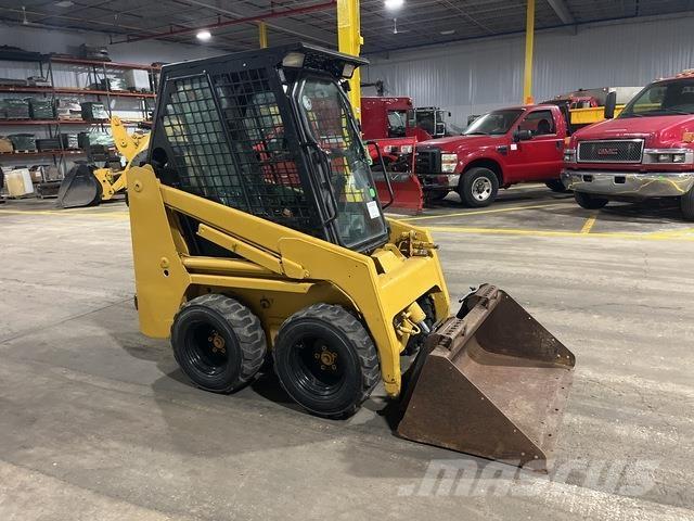 Bobcat S70 スキッドステアローダー