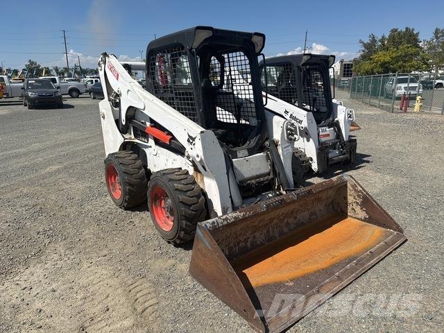 Bobcat S750 スキッドステアローダー