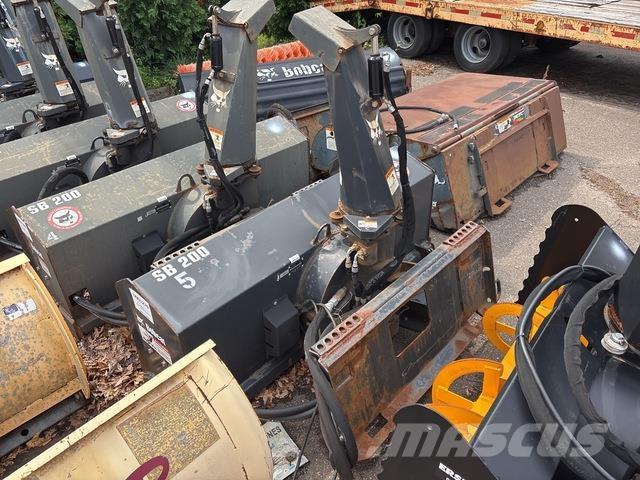 Bobcat SB200 除雪機