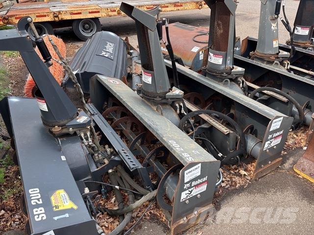 Bobcat SB200 除雪機