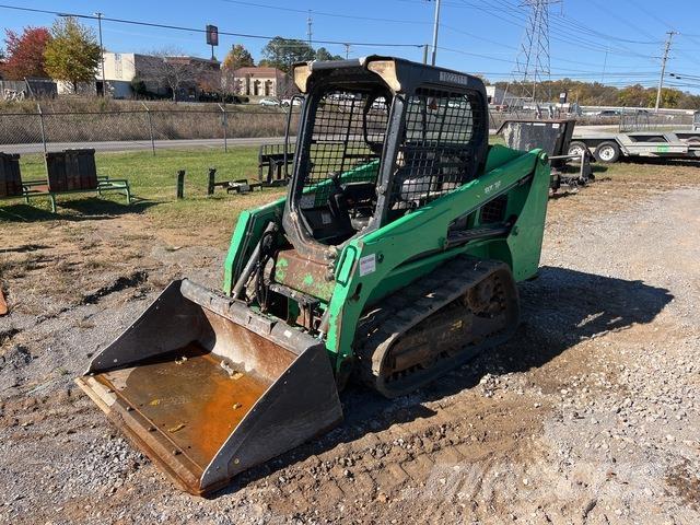 Bobcat T450 スキッドステアローダー