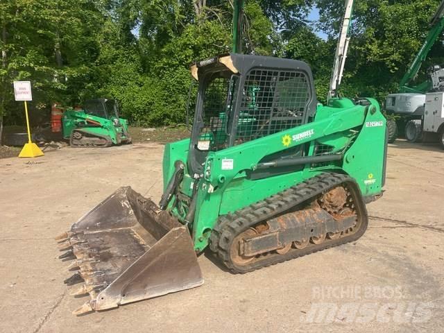 Bobcat T550 スキッドステアローダー