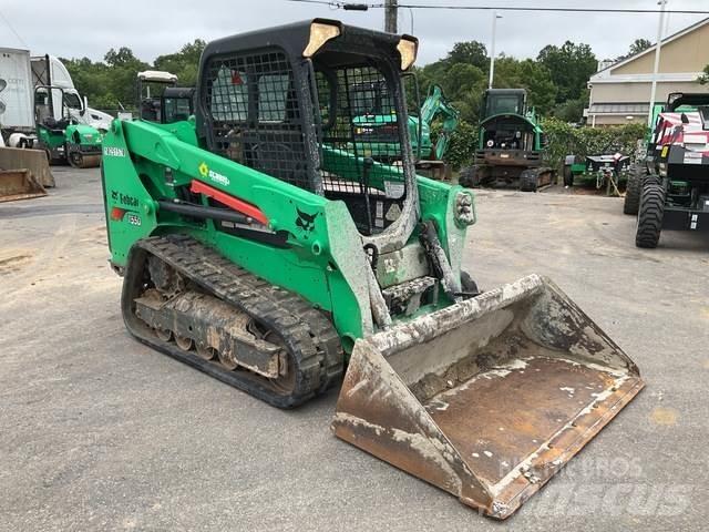 Bobcat T550 スキッドステアローダー