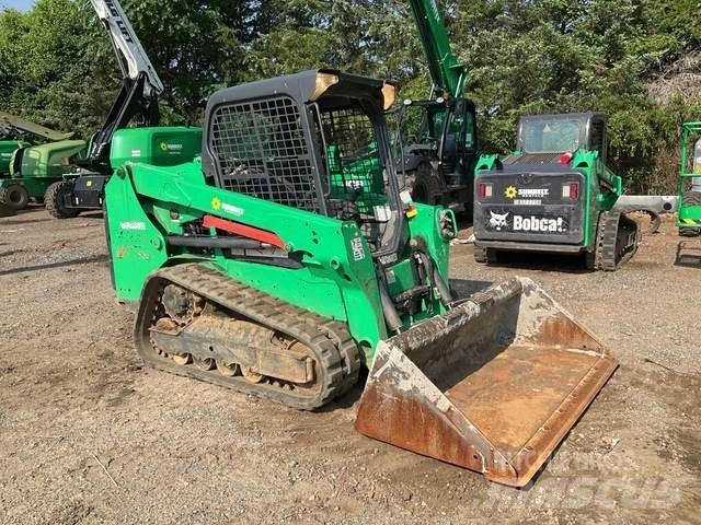 Bobcat T550 スキッドステアローダー