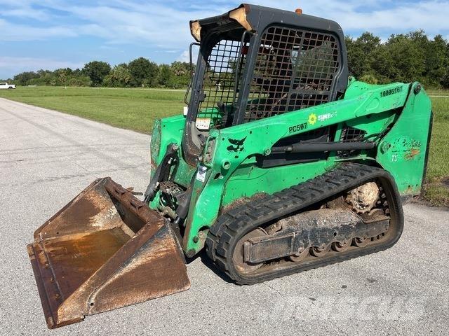 Bobcat T550 スキッドステアローダー