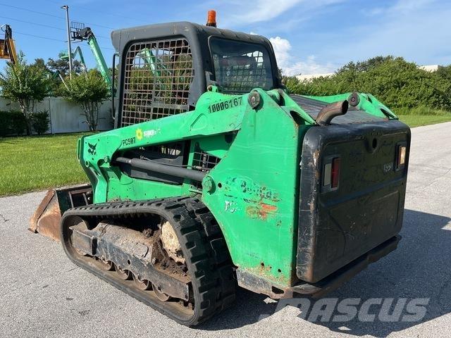 Bobcat T550 スキッドステアローダー