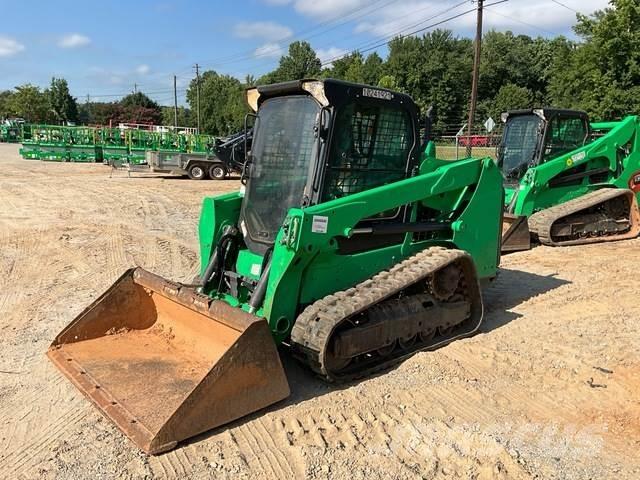 Bobcat T550 スキッドステアローダー
