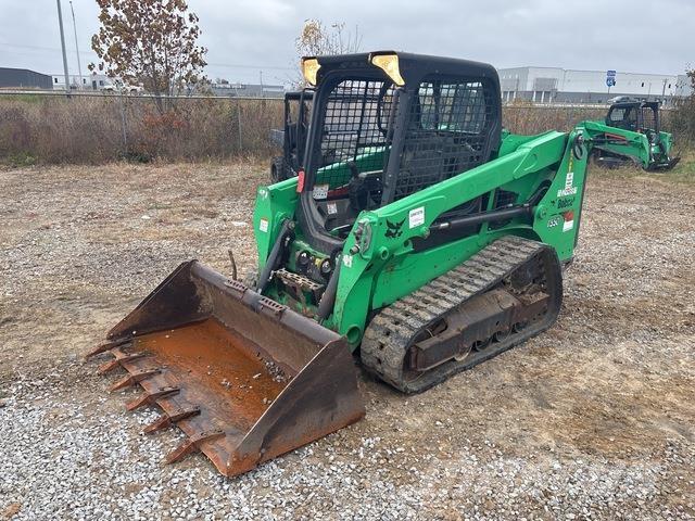 Bobcat T550 スキッドステアローダー