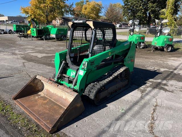 Bobcat T550 スキッドステアローダー