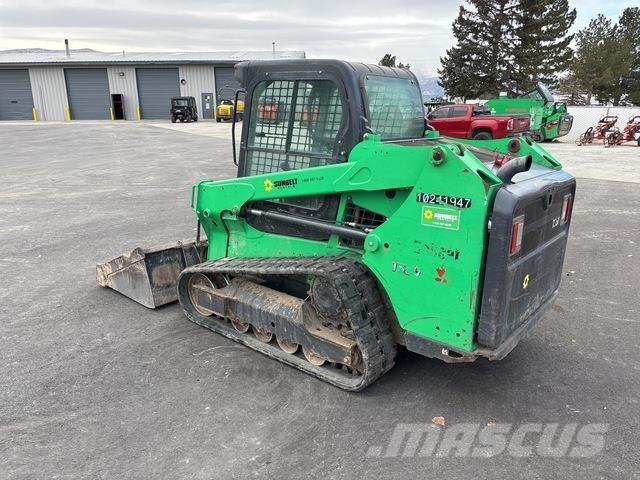 Bobcat T550 スキッドステアローダー