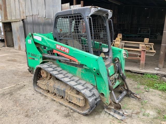 Bobcat T550 スキッドステアローダー