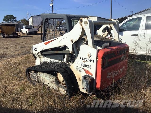 Bobcat T595 スキッドステアローダー