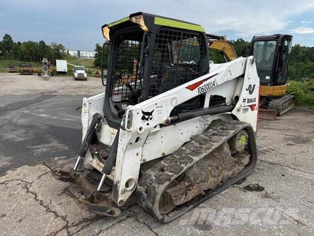 Bobcat T630 スキッドステアローダー