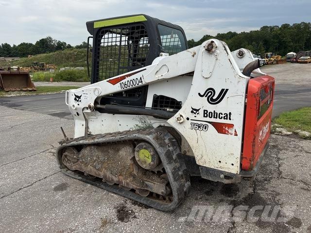 Bobcat T630 スキッドステアローダー