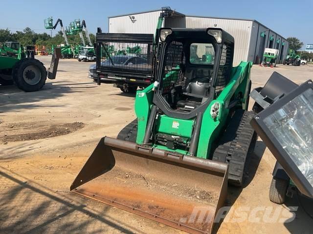 Bobcat T630 スキッドステアローダー