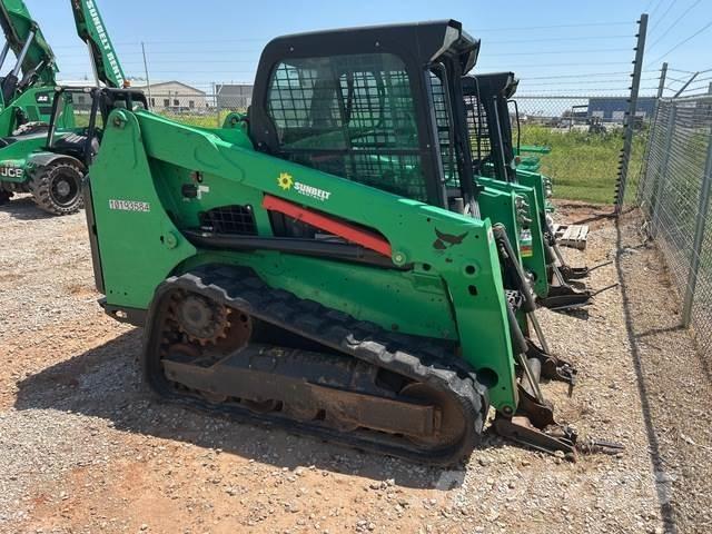 Bobcat T630 スキッドステアローダー