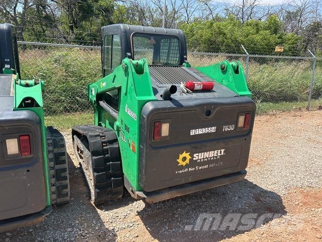 Bobcat T630 スキッドステアローダー