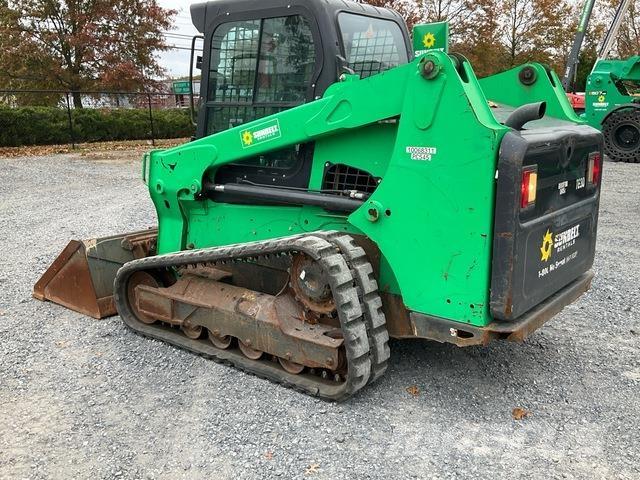 Bobcat T630 スキッドステアローダー