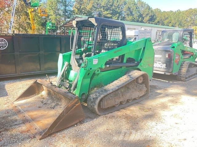 Bobcat T630 スキッドステアローダー