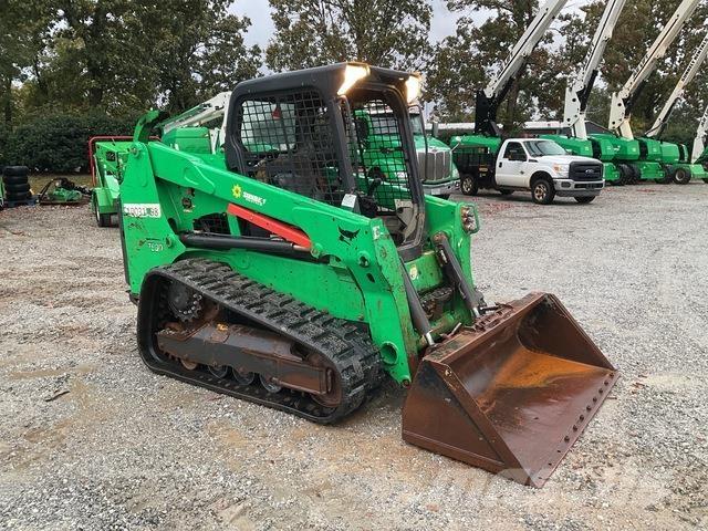Bobcat T630 スキッドステアローダー
