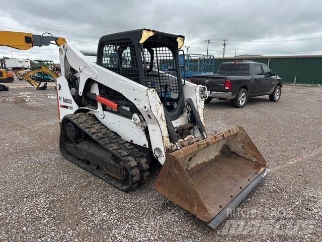 Bobcat T650 スキッドステアローダー