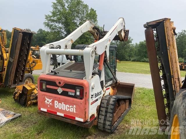 Bobcat T650 スキッドステアローダー