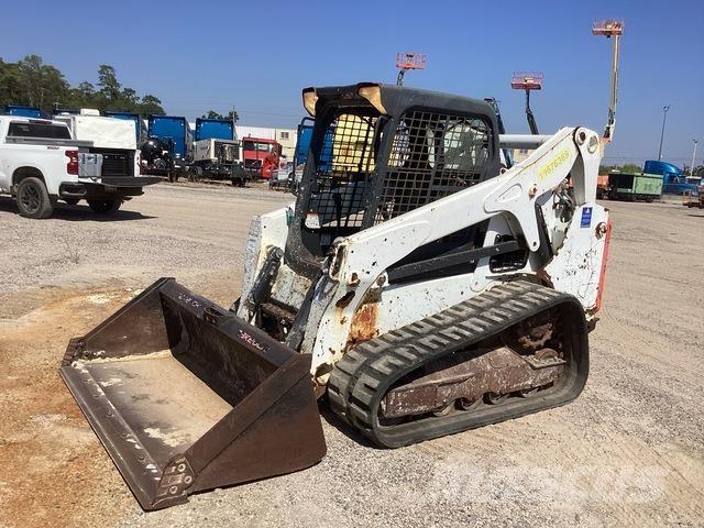 Bobcat T650 スキッドステアローダー