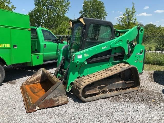 Bobcat T740 スキッドステアローダー